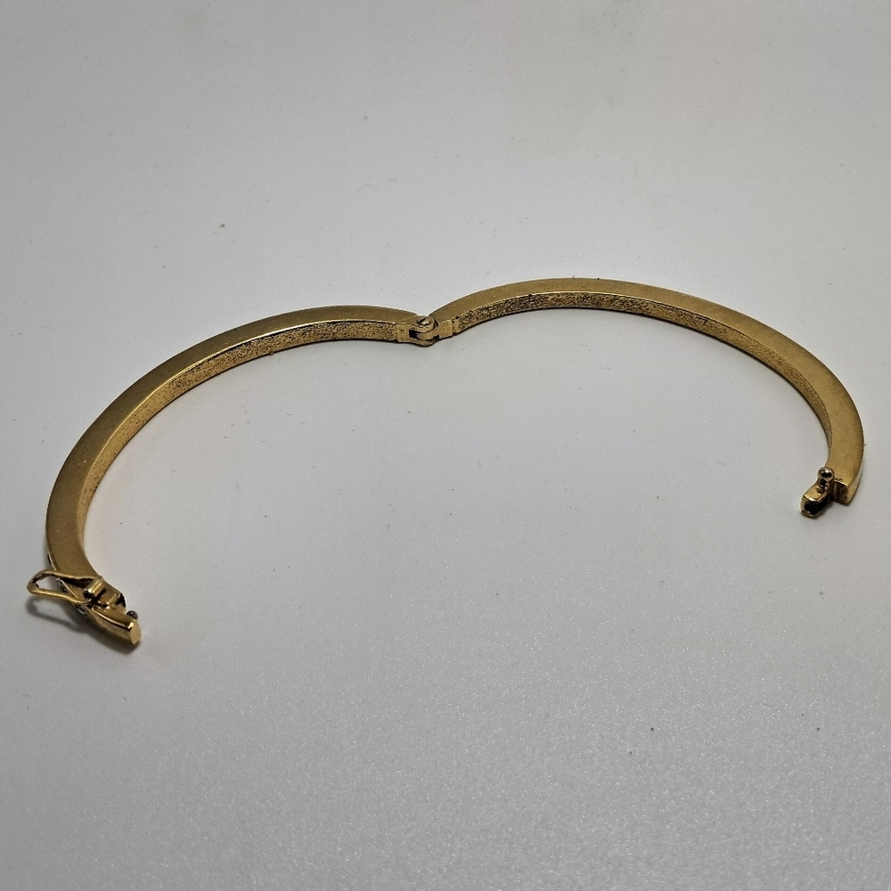 Vintage Swarovski Crystal Gold Tone Hinged Bangle Bracelet - Picture 4 of 4